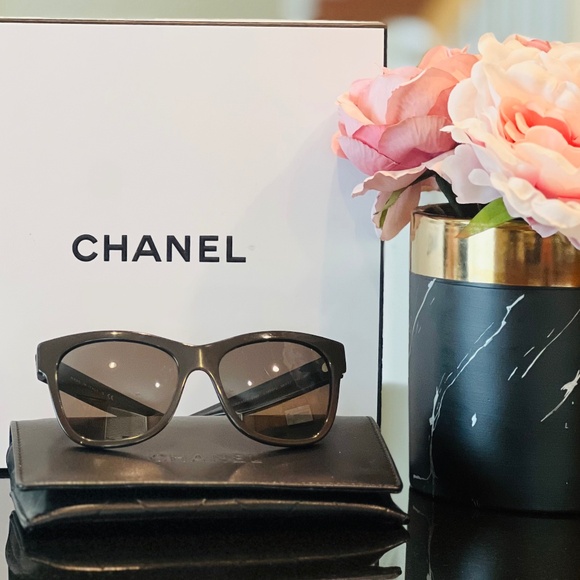 Authentic CHANEL Sunglasses - Picture 1 of 5